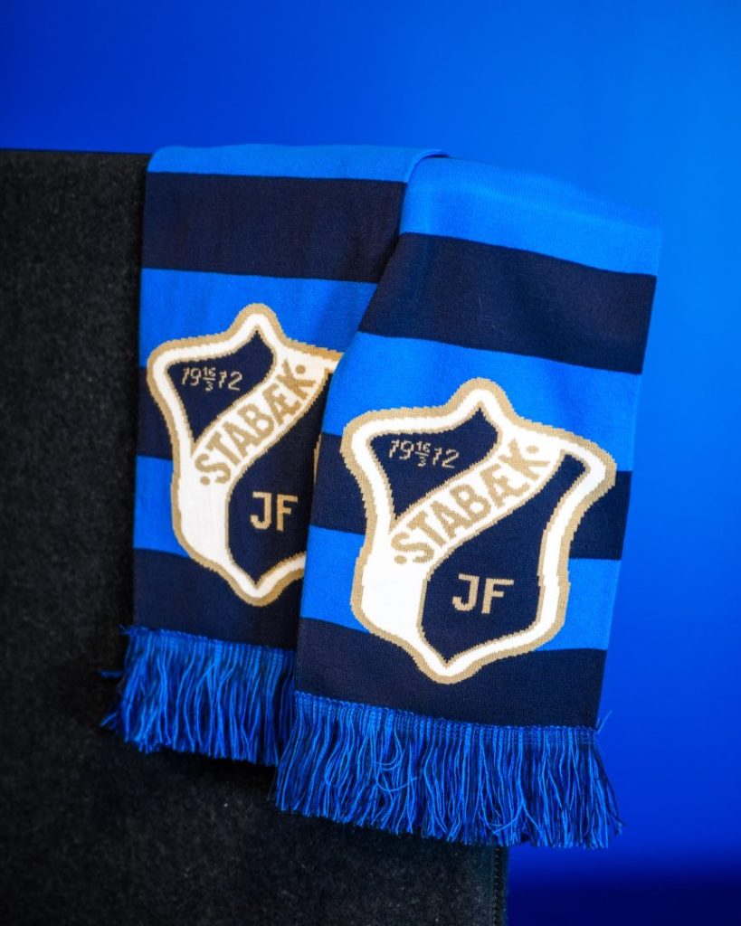 Stabæk skjerf (3 ulike modeller)